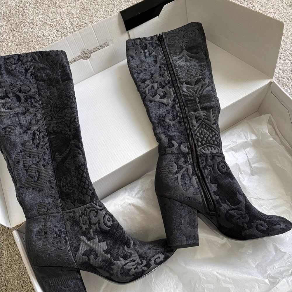 Nine West Black Textured Heeled Boots